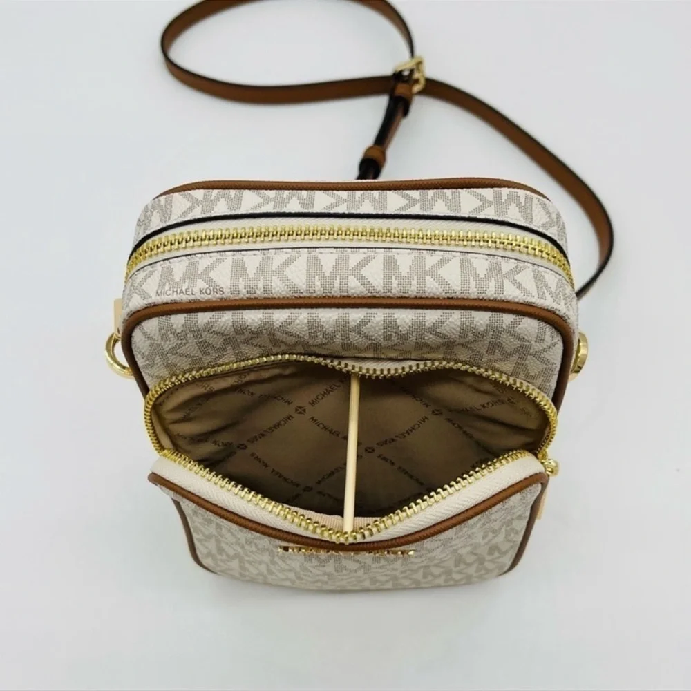 Michael Kors Medium NS Chain XBody Bag Vanilla/Brown - Picture 9 of 12